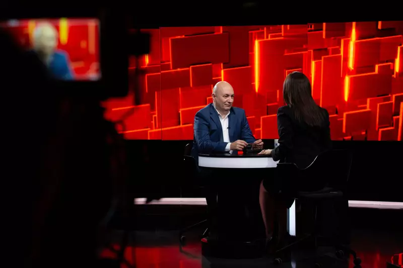 Codrin Stefanescu la 40 de intrebari cu Denise Rifai (2)