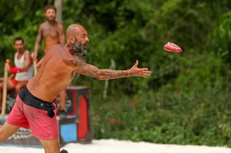 CRBL-se-muta-in-Romania-dupa-6-ani-petrecuti-in-Spania-5