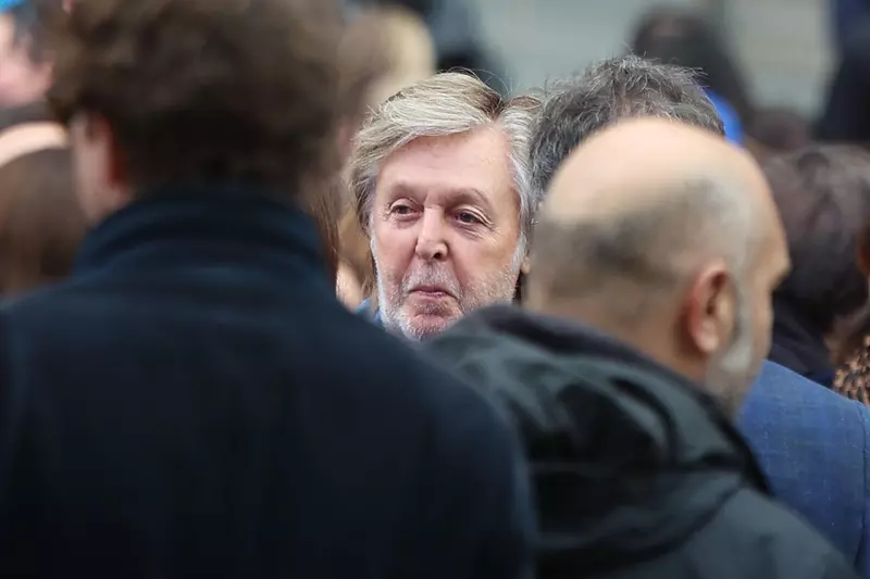 Cum arată Paul McCartney la 80 de ani