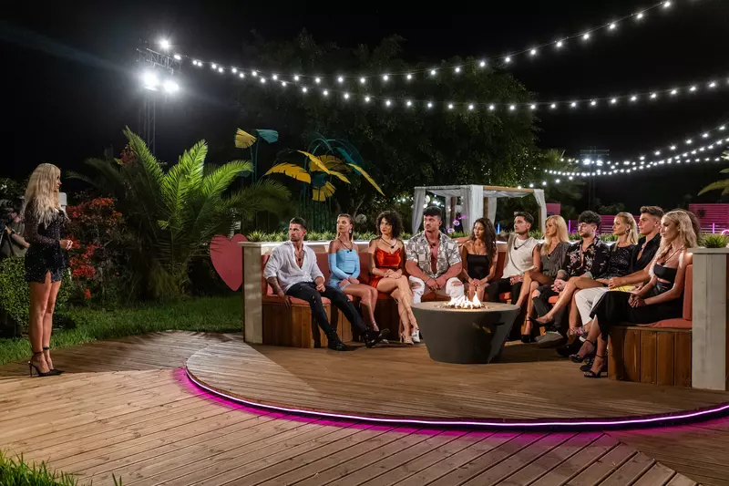 Concurenții Love Island România trăiesc intens prima recuplare. Cine a fost eliminat