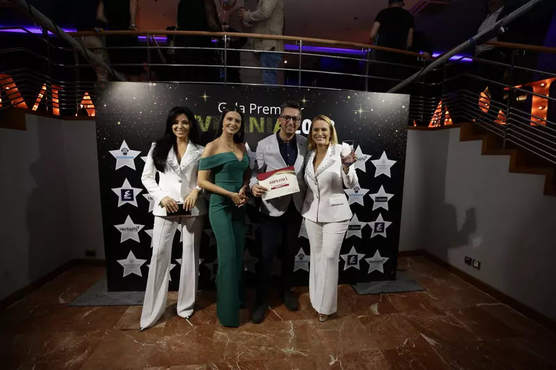 Cele mai superbe ținute de la Premiile TVmania 2023 (22)