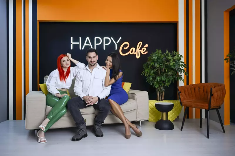 Andreea Ibacka a plecat de la Happy Channel. Cine prezintă acum „Happy Café” împreună cu Vlad Gherman și Cristina Ciobănaşu (2)