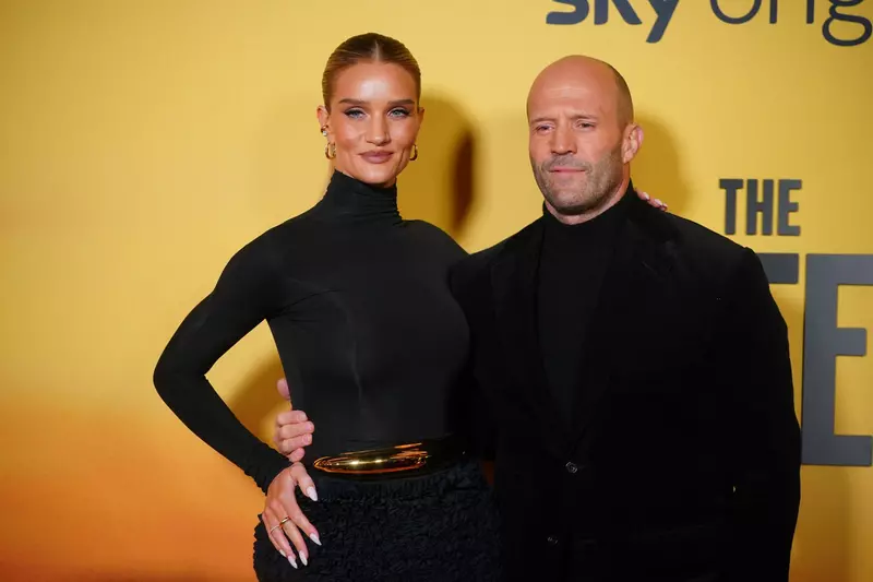 10 cupluri de celebrități care nu simt nevoia să se căsătorească