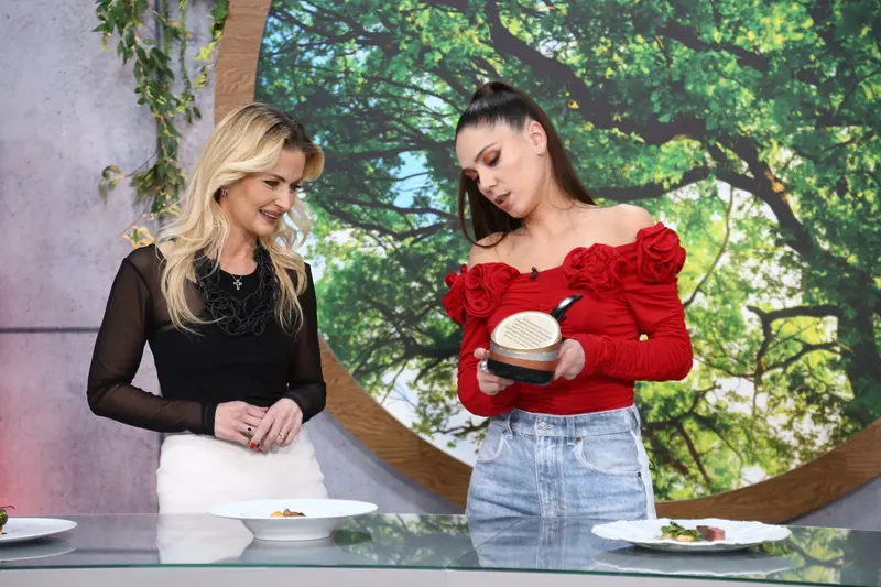 Elwira Petre, la degustarea de diseară