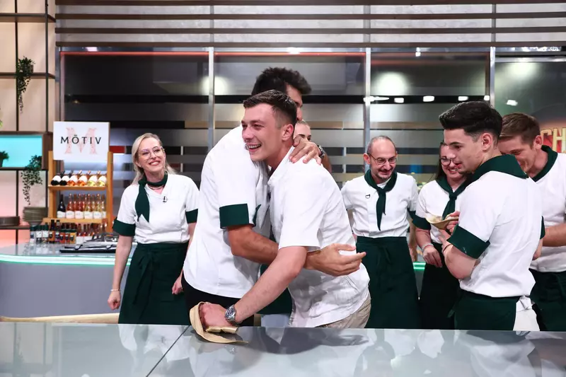 Ce s-a întâmplat după ce Michele Răduță și Ștefan Soare au fost eliminați de la Chefi la cuțite 2024. Orlando Zaharia, în lacrimi. „Ai rupt ceva în mine” (2)