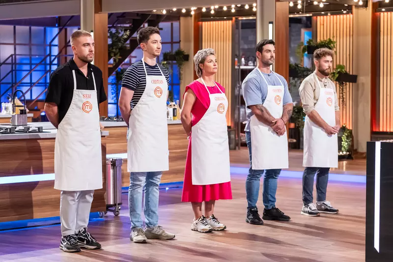 Sebi Dascalu, Cristian Usurelu, Georgiana Ene, Cosmin Raducu si Gabriel Serban