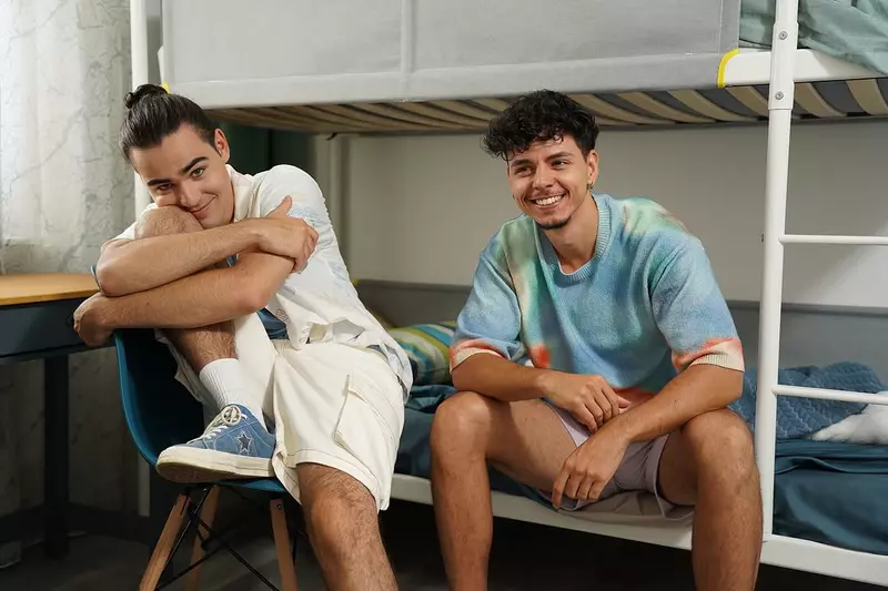 Radu Stefan si Emilian, in serialul Ana mi-ai fost scrisa in ADN (1)