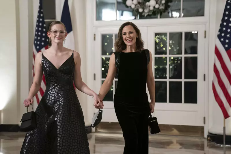 Guest Arrivals for Macron State Dinner