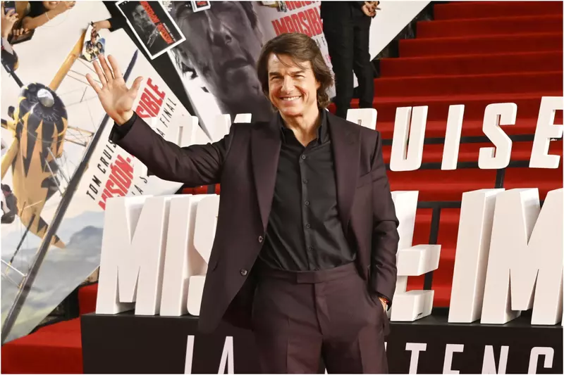 tom-cruise
