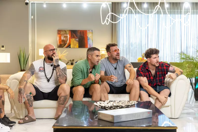 Băieții pregătiri Au, mami (3)