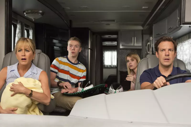 „Noi suntem familia Miller” la Warner TV