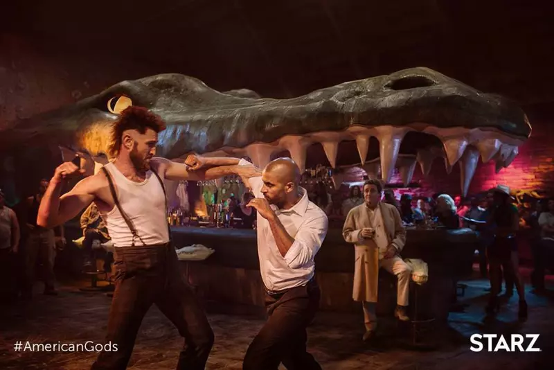 Serialul „American Gods” („Zei americani”) va avea premiera în aprilie (1)