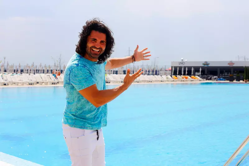 Pepe dă startul emisiunii “Gashka mare” (1)