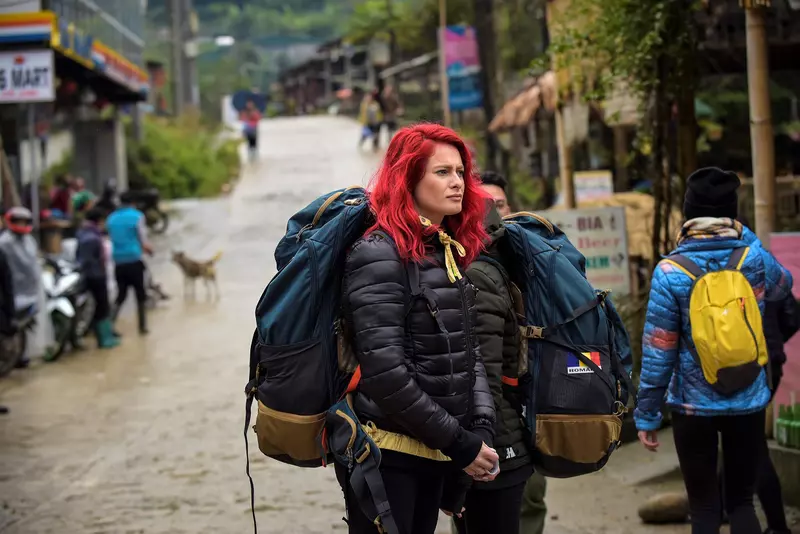 Raluka, primele impresii despre meniul asiaticilor (1)