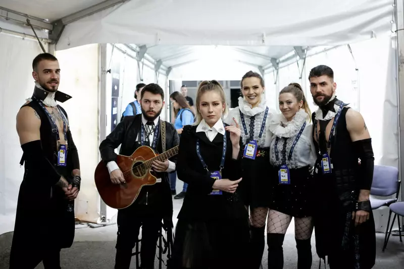 8d9efc5b-e72a-4f88-909e-fda02a00622f