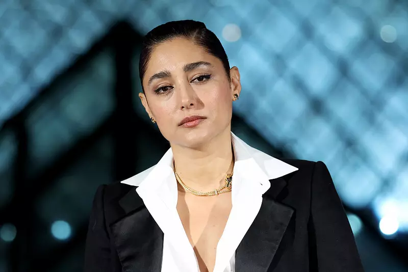 Actrița Golshifteh Farahani la evenimentul Le Grand Diner du Louvre din Paris