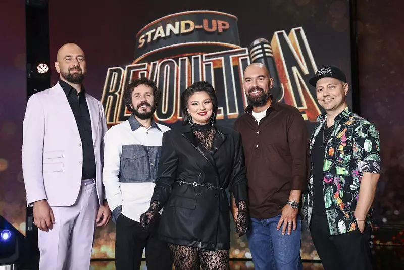 Stand-Up-Revolution_1-1