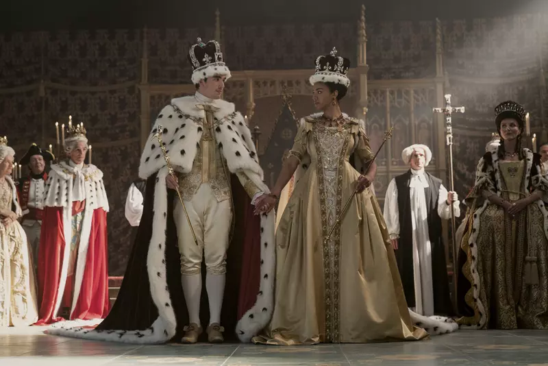 Netflix a lansat primul trailer pentru „Queen Charlotte A Bridgerton Story” (7)