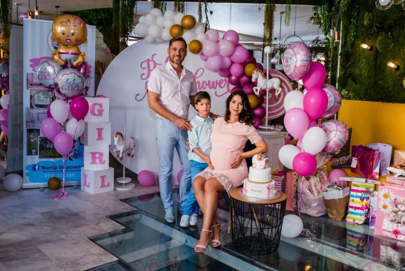 Deea Maxer A NÄscut Al Doilea Copil Primele DeclaraÈii Ale Vedetei Despre MicuÈa Ei Èi A Lui Dinu Maxer Galerie Foto Stiri Vedete Si Evenimente Viva Ro Nu știu să spun cu cine seamănă!, a spus dinu maxer la teo show. deea maxer a nÄscut al doilea copil