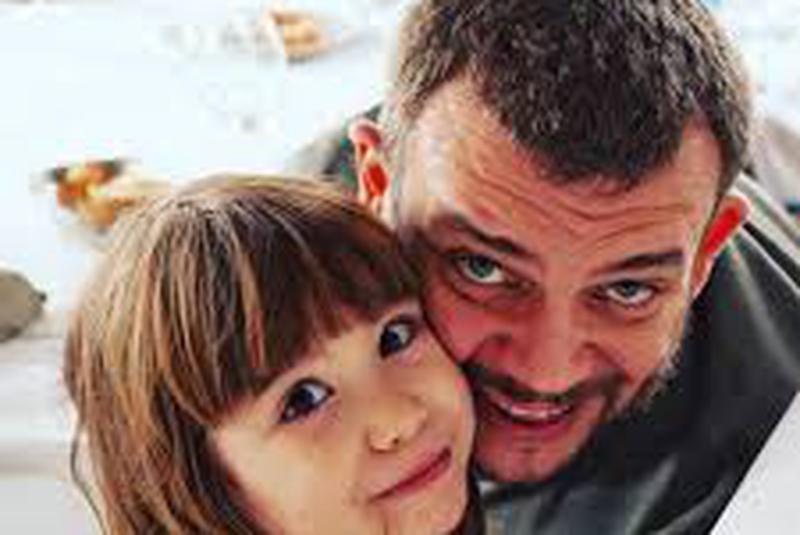 Zakxsm Va0nyrm See more of bug mafia on facebook. https www viva ro vedete si evenimente stiri tataee de la bug mafia tata pentru a patra oara motivul pentru care s a mutat in barcelona acum trei ani te va lasa fara cuvinte 2562843