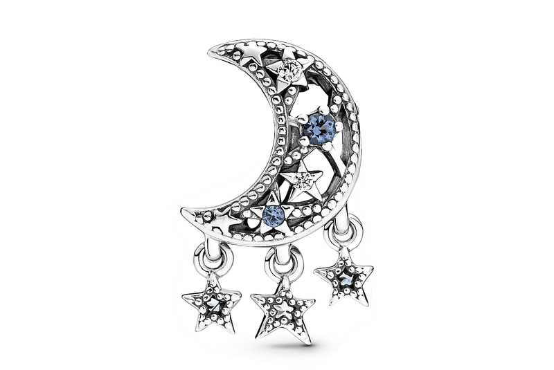 Brățară Pandora Moments cu închizătoare în formă de stea asimetrică, 339 lei, cu clipsuri și talismane Pandora Moments începând de la 169 lei