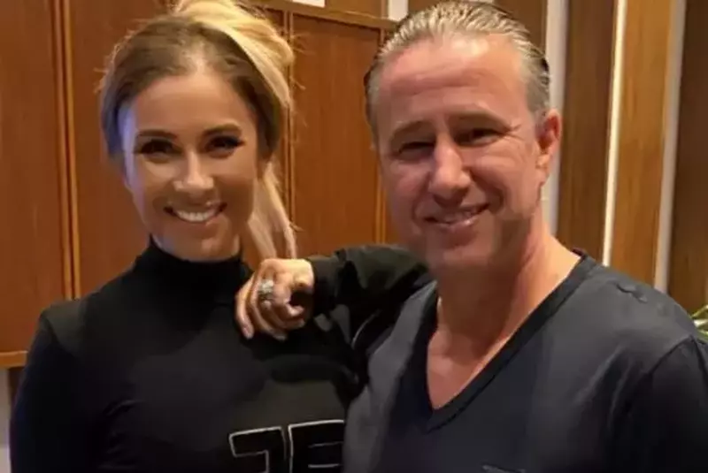 Anamaria-Prodan-Laurentiu-Reghecampf-partaj-4