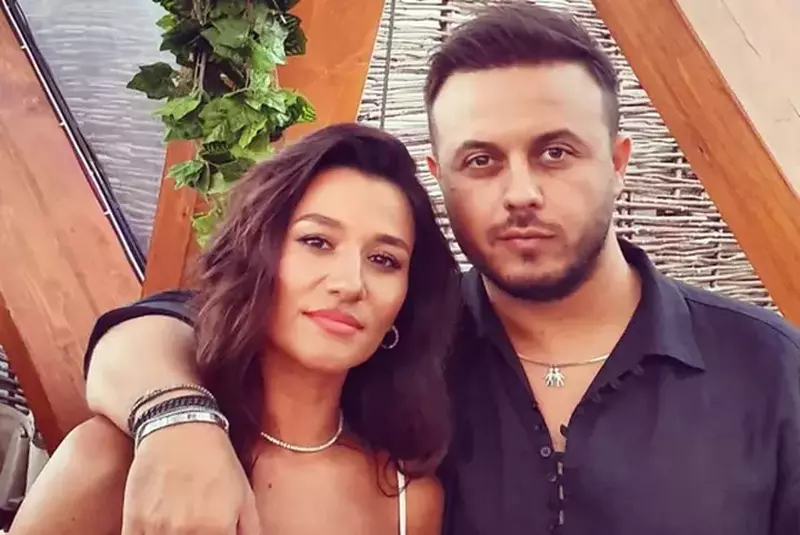 Claudia-Patrascanu-blonda-7