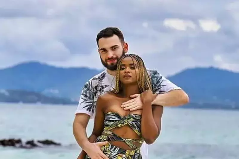 1-Bogdan-si-Celia-Insula-Iubirii