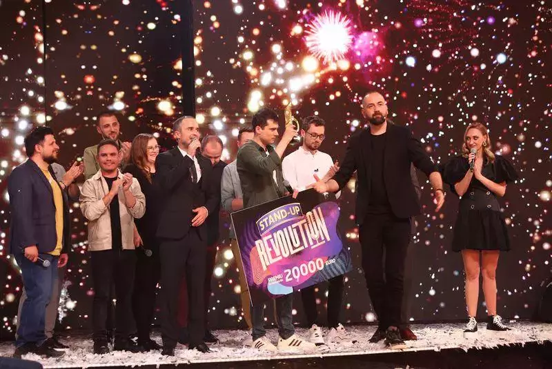 Sergiu-Mirica-a-castigat-Stand-Up-Revolution-5