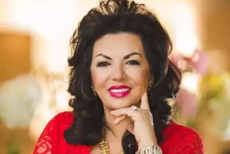 mama-theo-rose-1024×566-1