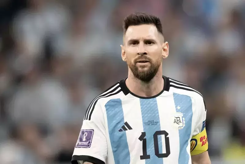 imagini-virale-cu-mama-lui-messi-dupa-ce-argentina-a-castigat-cupa-mondiala