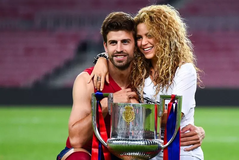 https___www.prosport.ro_wp-content_uploads_2023_01_pique-si-shakira-e1673610494428