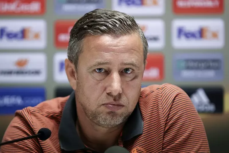 laurentiu-reghecampf-junior1