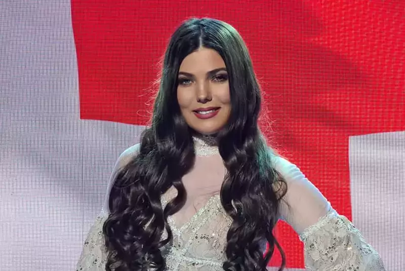 paula-seling2