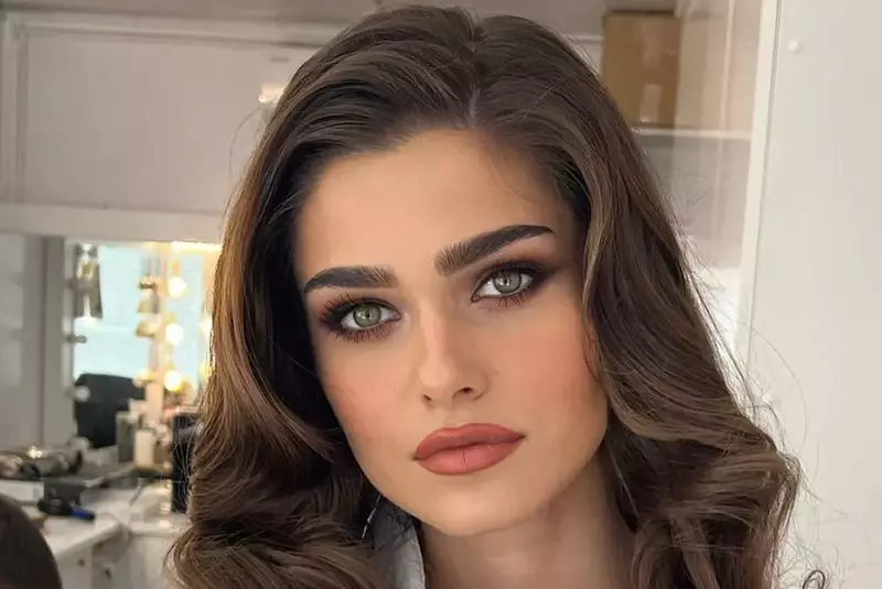 theo-rose