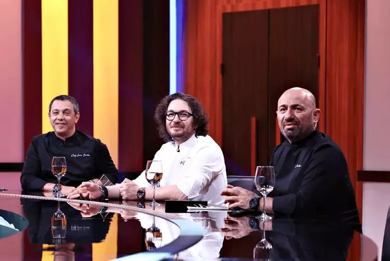 CHEFI LA CUTITE jurati