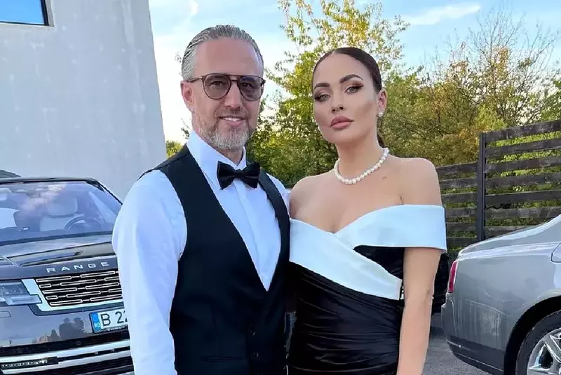 Laurențiu Reghecampf și Corina Caciuc au aflat sexul celui de-al doilea copil: "Te iubesc!"