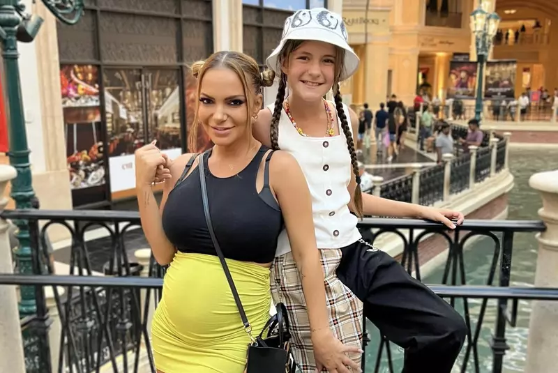 andreea antonescu si sienna