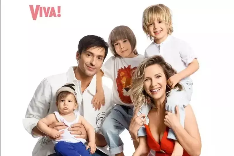 cum-arata-o-zi-de-craciun-acasa-la-adela-popescu-pe-vremea-cand-era-de-varsta-copiilor-ei