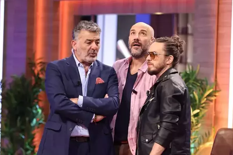 noi-jurati-chefi-la-cutite