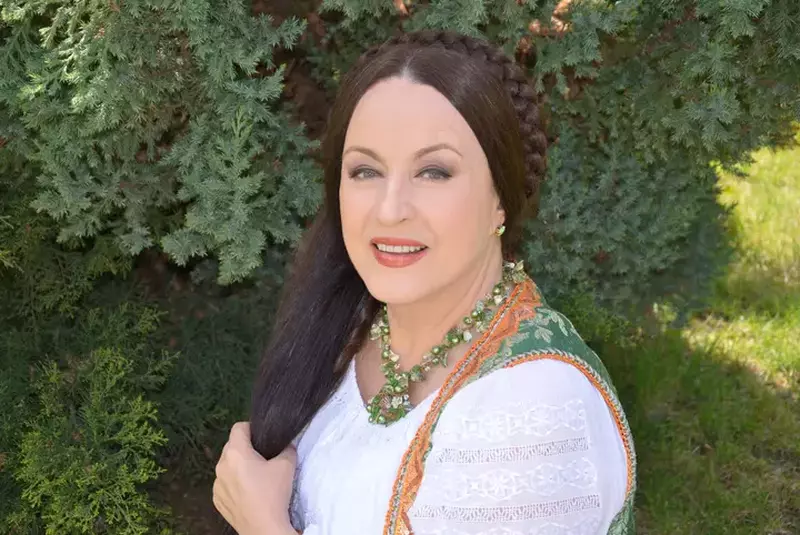 630f4174c69af-maria-dragomiroiu-la-40-de-intrebari-cu-denise-rifai-2-copy