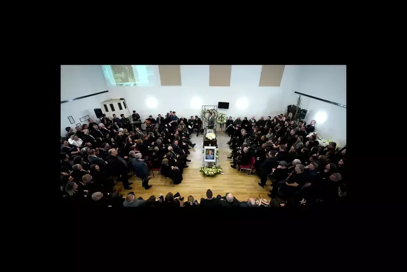 betina-baltes-foto-biserica-yju8-1