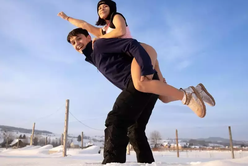 diana-bulimar-si-logodnicul-ei-radu-8