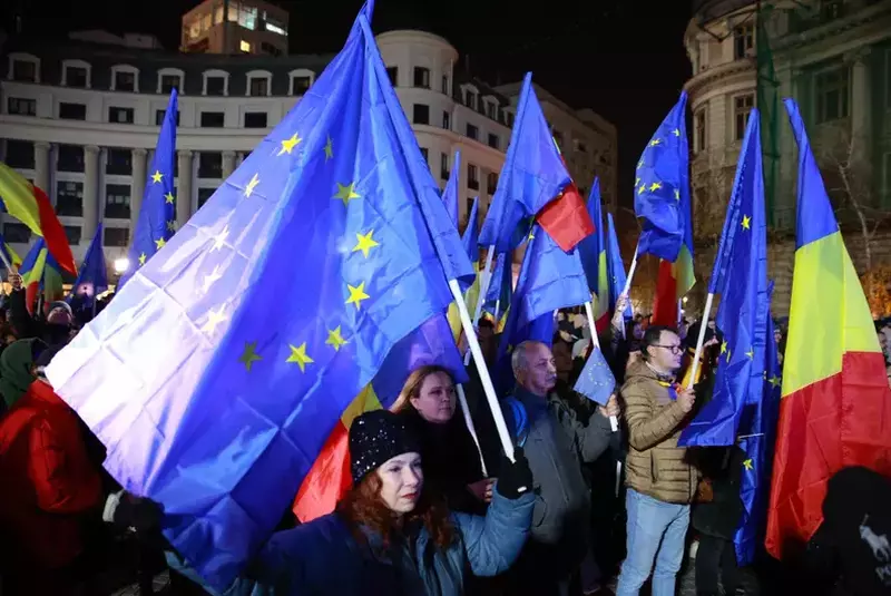 miting-pro-democratia-piata-universitatii-bucuresti-0