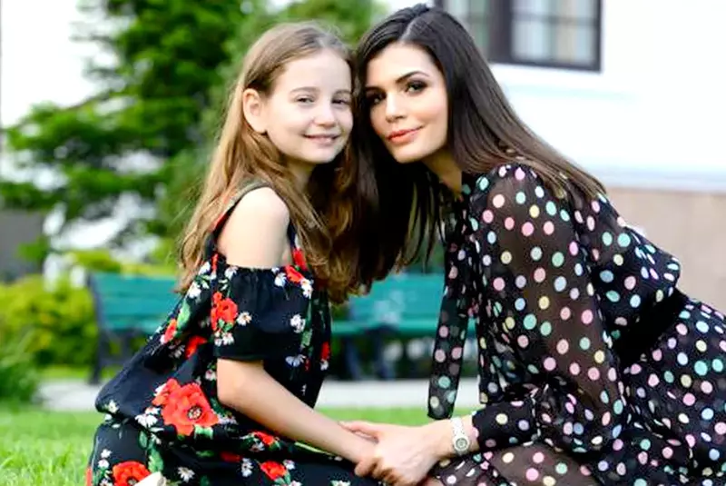 monica si irina