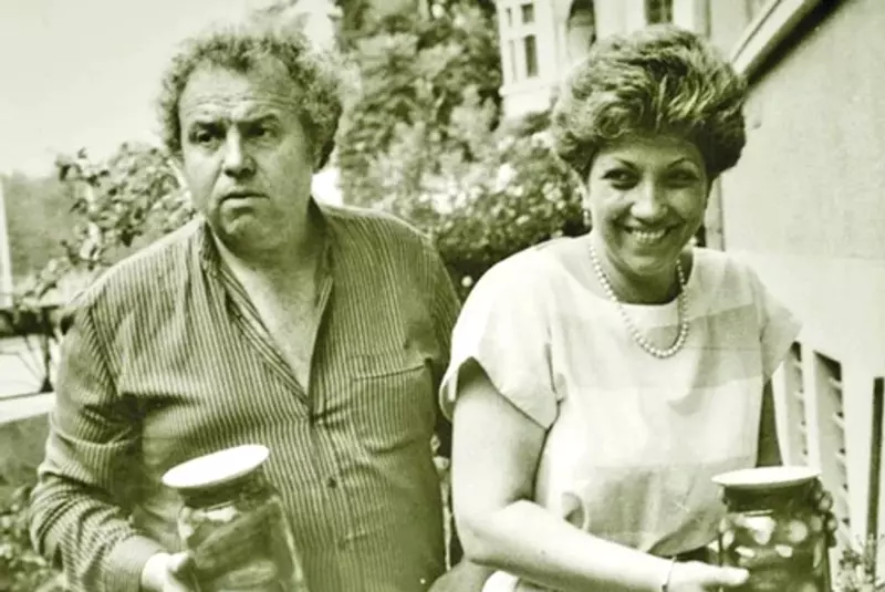 alexandru arsinel si sotia