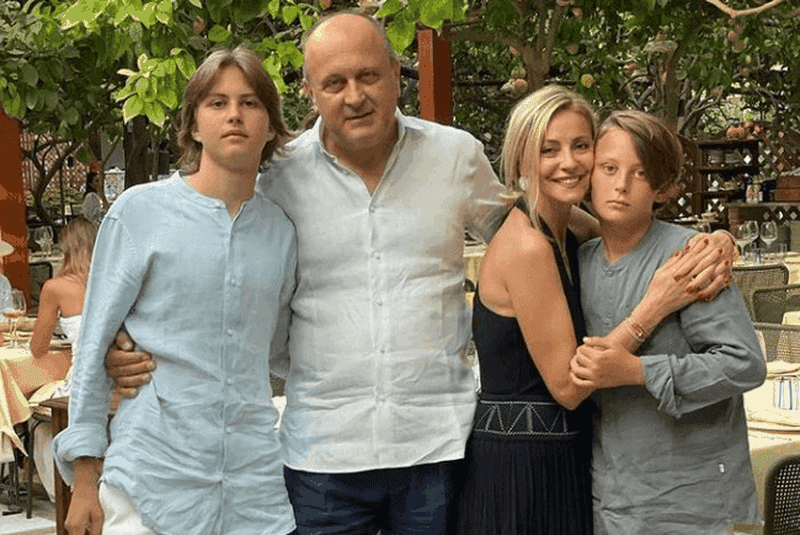 dan sucu fiice – ioana si cristina