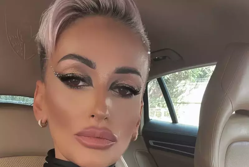 gabriela-lucutar-2