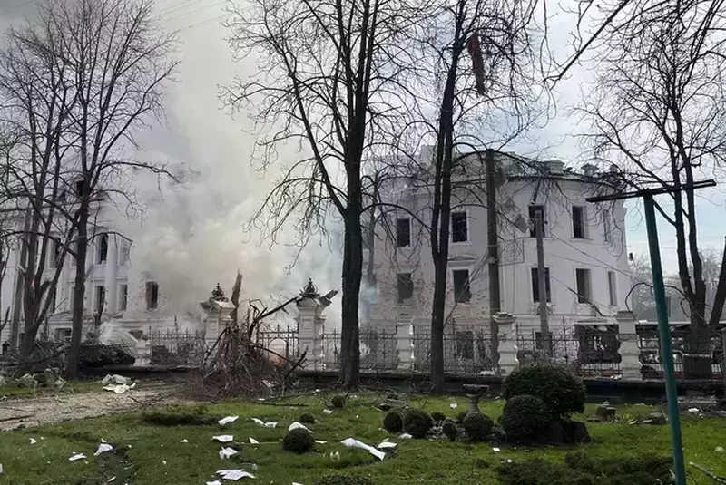 atac-cu-rachete-balistice-efectuat-de-rusi-la-sumi-in-duminica-floriilor-foto-profimedia