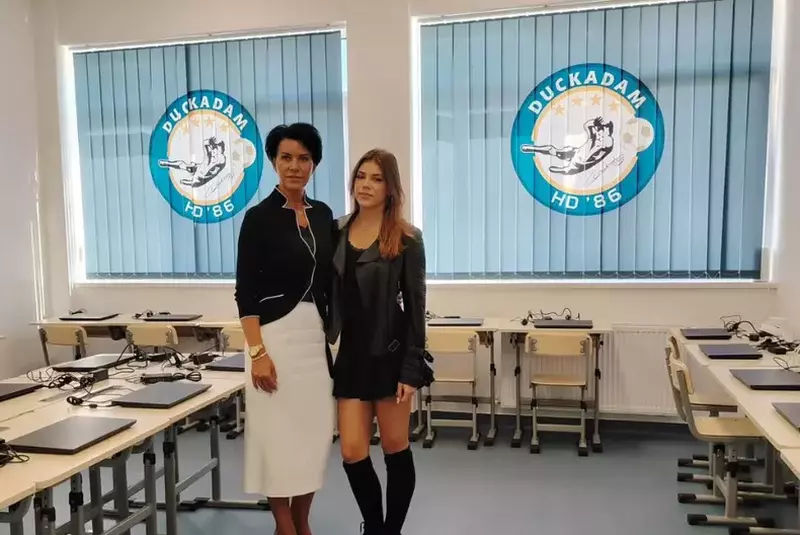 alexandra-duckadam-si-fiica-sa